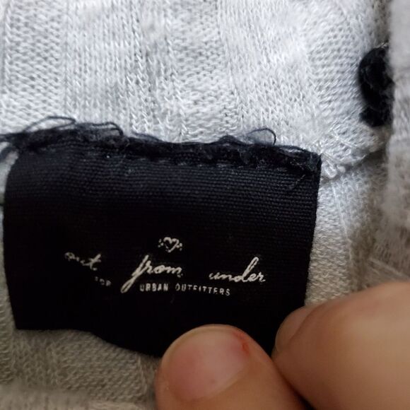 Urban outfitters out from under turtleneck - Picture 6 of 11